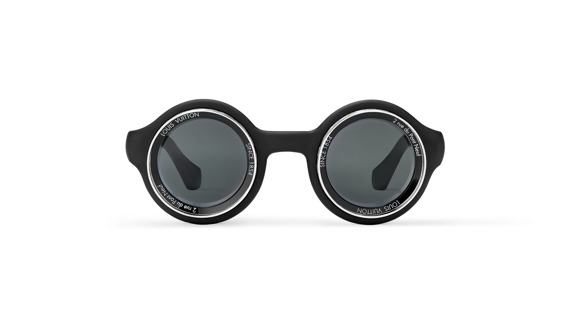 LV サングラス　2024 ルイ・ヴィトン】2024春夏メンズ・ファッションショーのランウェイに