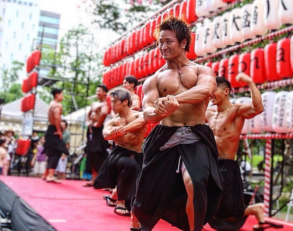 滋賀の夏を筋肉で盛り上げる！長浜の夏祭りイベント「LINK UP FESTA 2024」へ筋肉紳士集団ALLOUTが筋肉盆踊りで出演（8月25日）