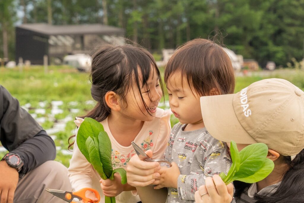 【2024年8月リゾートグランピングドットコム新掲載】～山梨県で異次元の非日常体験を満喫～収穫体験・サウナ・露天風呂付きファームグランピング「アイカフェファーム」