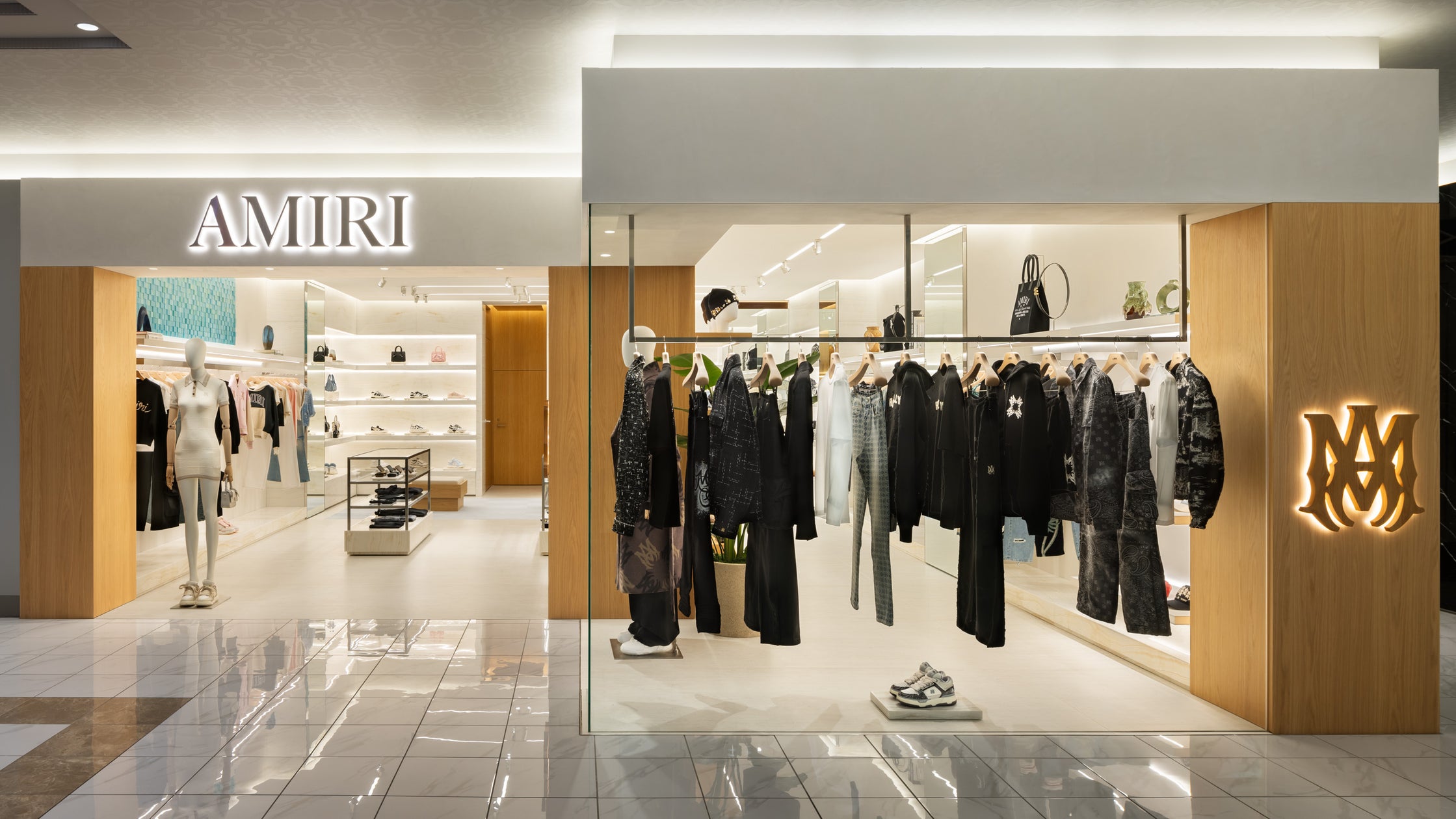AMIRI 大丸心斎橋店が9月13日(金) グランドオープン アーティストのJin