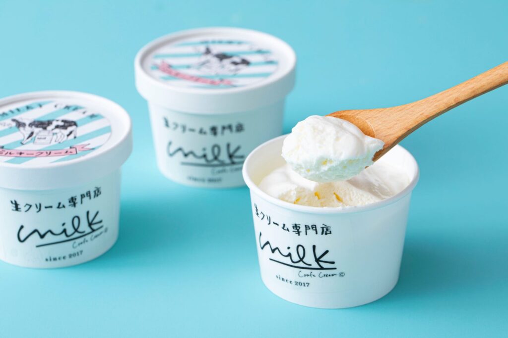 生クリームだけ食べたい。そんな生クリーム好きのために開発した、「食べるミルキークリーム」4個入りが登場！