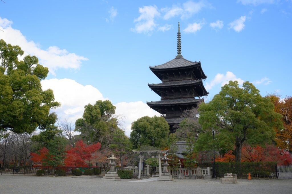 世界遺産「東寺」非公開エリアを僧侶と巡る特別拝観ツアー提供開始