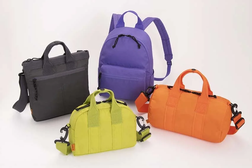 Z世代の“かわいい”を詰め込んだカラフルでコンパクトなバッグシリーズ「マイクロギャラクシー」が登場