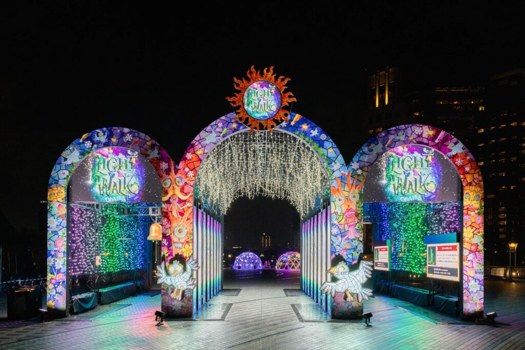 臨海副都心エリアの光の回遊ルートがホリデー仕様にアップデート「LIGHT WALK ODAIBA」12月14日よりスペシャルバージョンを展開