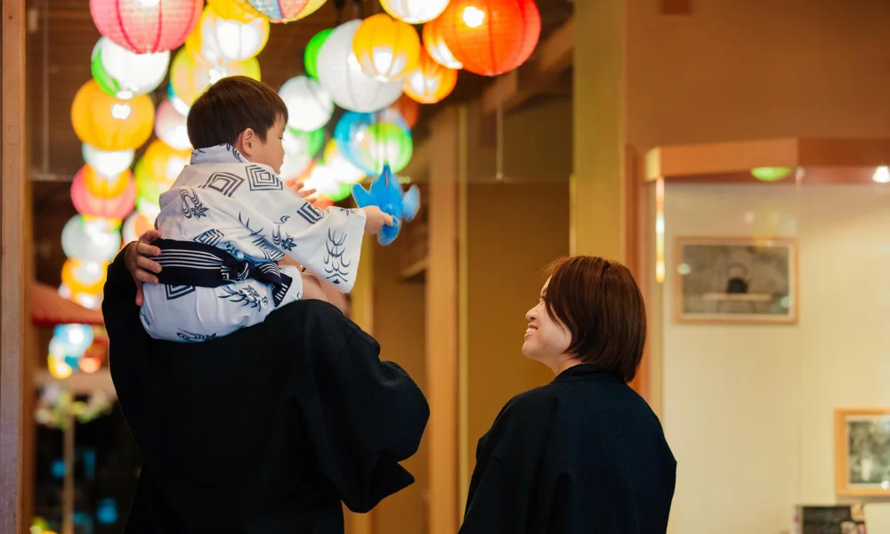 【函館／湯の川温泉】冬の家族旅行を全力応援。函館・湯の川温泉で“親も子も嬉しい”公式HP限定プランを販売【小学生以下半額×60分飲み放題】