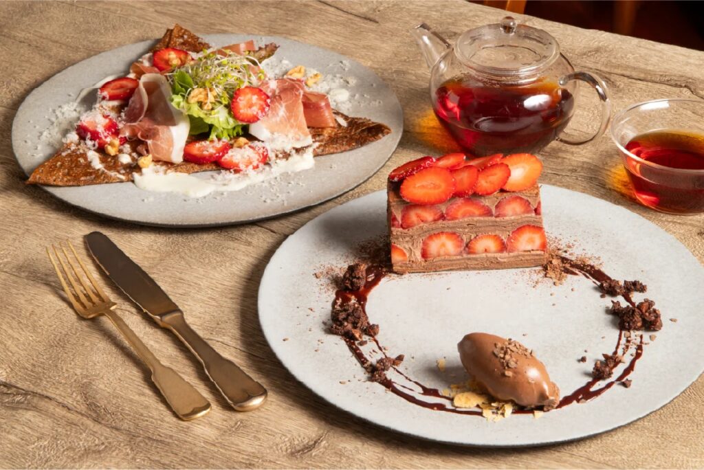 2025年12月26日（金）より、冬苺×ショコラで贈るバレンタインシーズン限定メニューが登場！神戸・元町のクレープとガレットの専門店「CREPE & GALETTE TOOTH TOOTH」にて