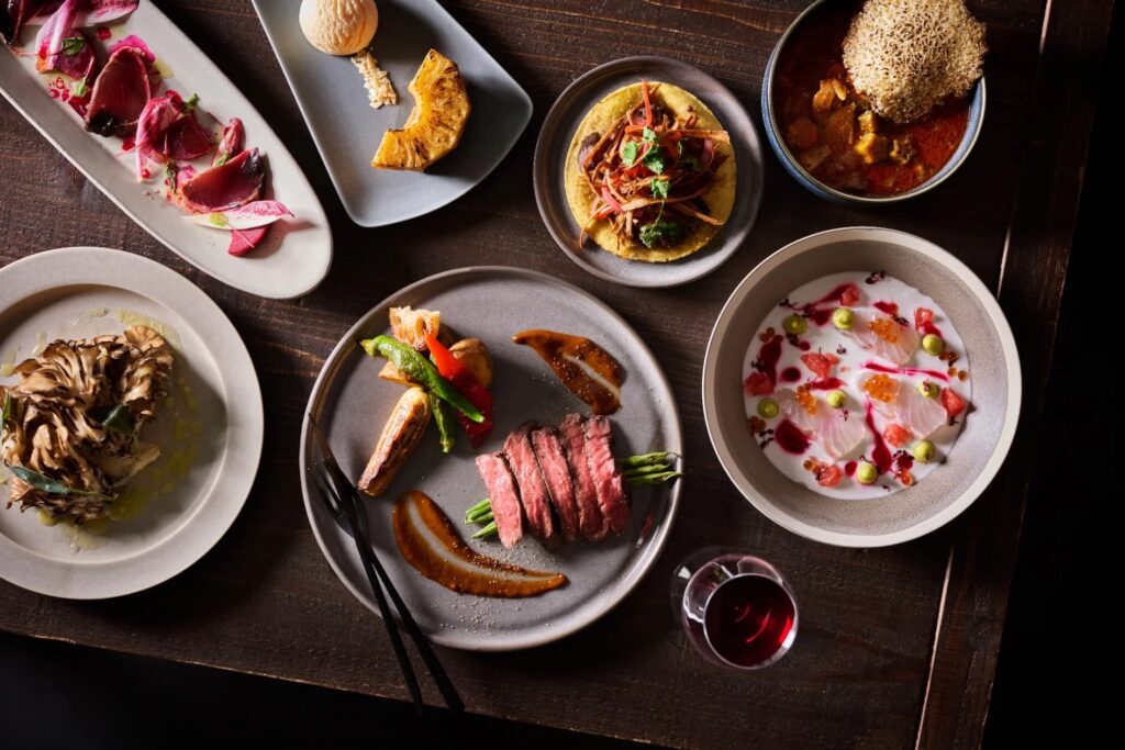 ベイクルーズの新業態【Journal Standard DINING】薪火料理とナチュラルワインで楽しむ、大人のダイニング