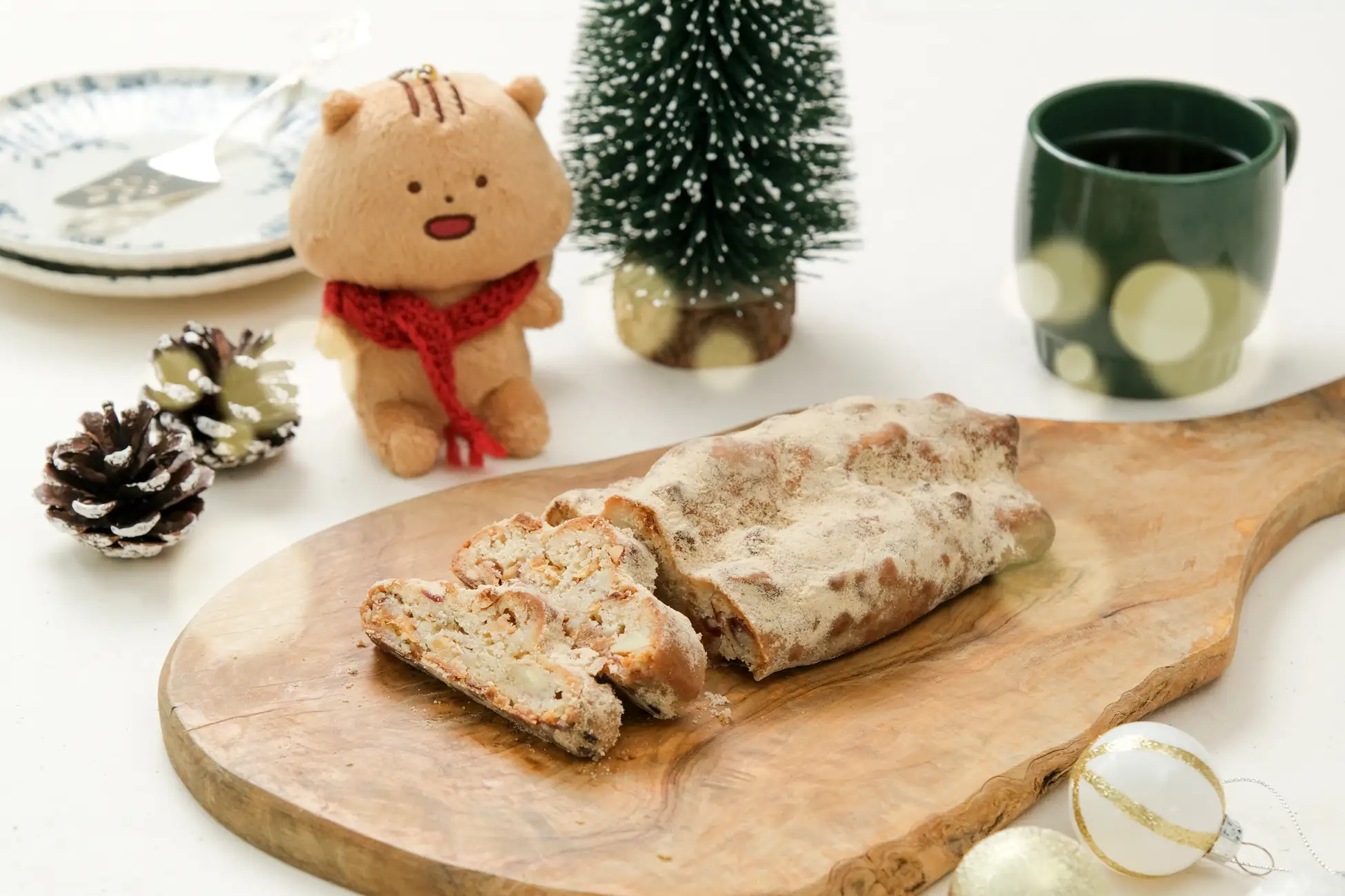 「レーズンが苦手」のお声に寄り添ったホリデーシュトーレン『りっすのためのシュトーレン 2025』をスナックミーオンラインストアで期間限定発売