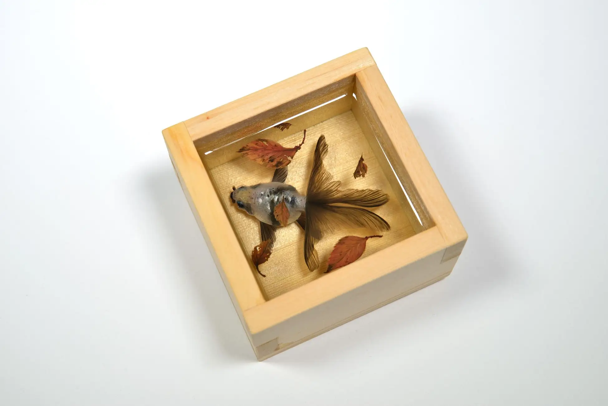 【阪神梅田本店】金魚に魅せられ8年。その軌跡に思いを込めた金魚作品をご紹介。深堀隆介作品展「金魚絵思」を開催いたします。