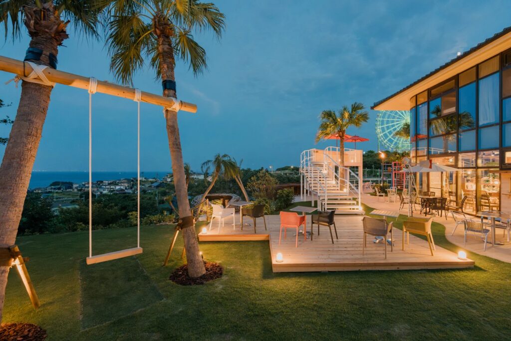 淡路ICすぐの絶景カフェレストラン「＋Lei Kitchen」