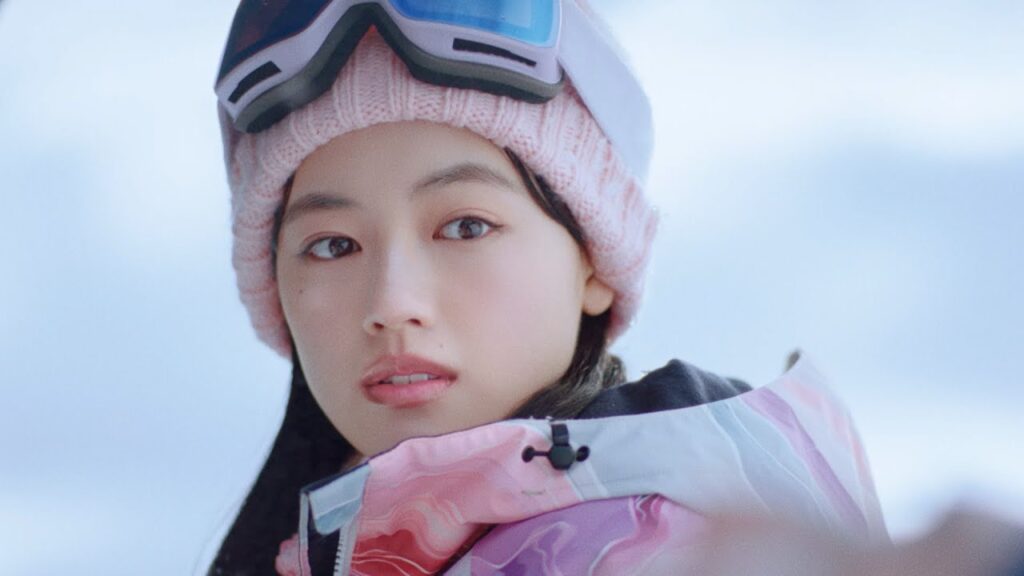 来期朝ドラ主演・上坂樹里出演、JR SKISKI新CM！サークル仲間との青春スキー旅行