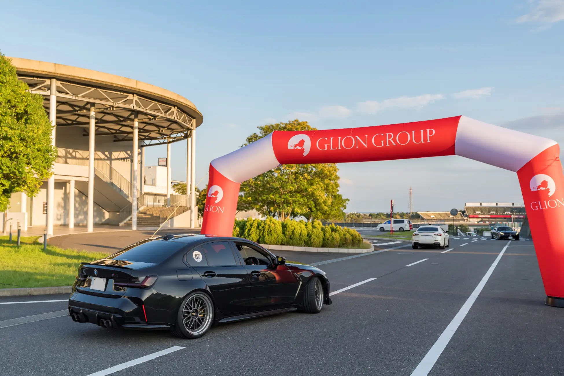 ジーライオングループ、鈴鹿サーキットで「G DREAM 2025」を開催！226名が来場、106台が走行するモータースポーツイベントに