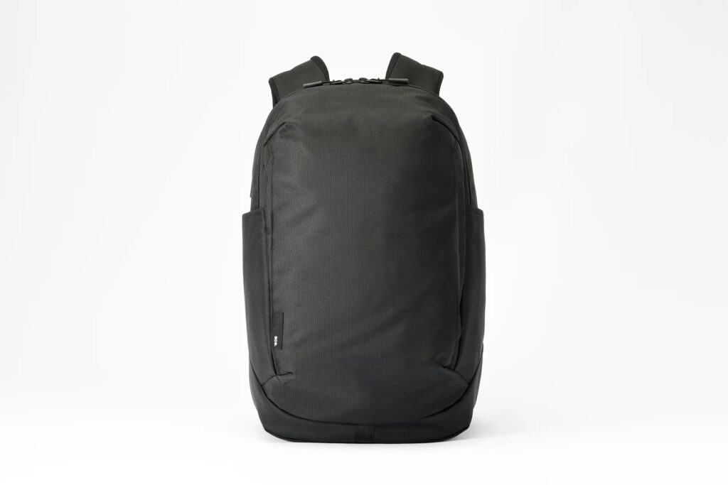 軽量ボディに機能を凝縮。“ちょうど良い”を叶えるバックパック「ace. シルパック」登場