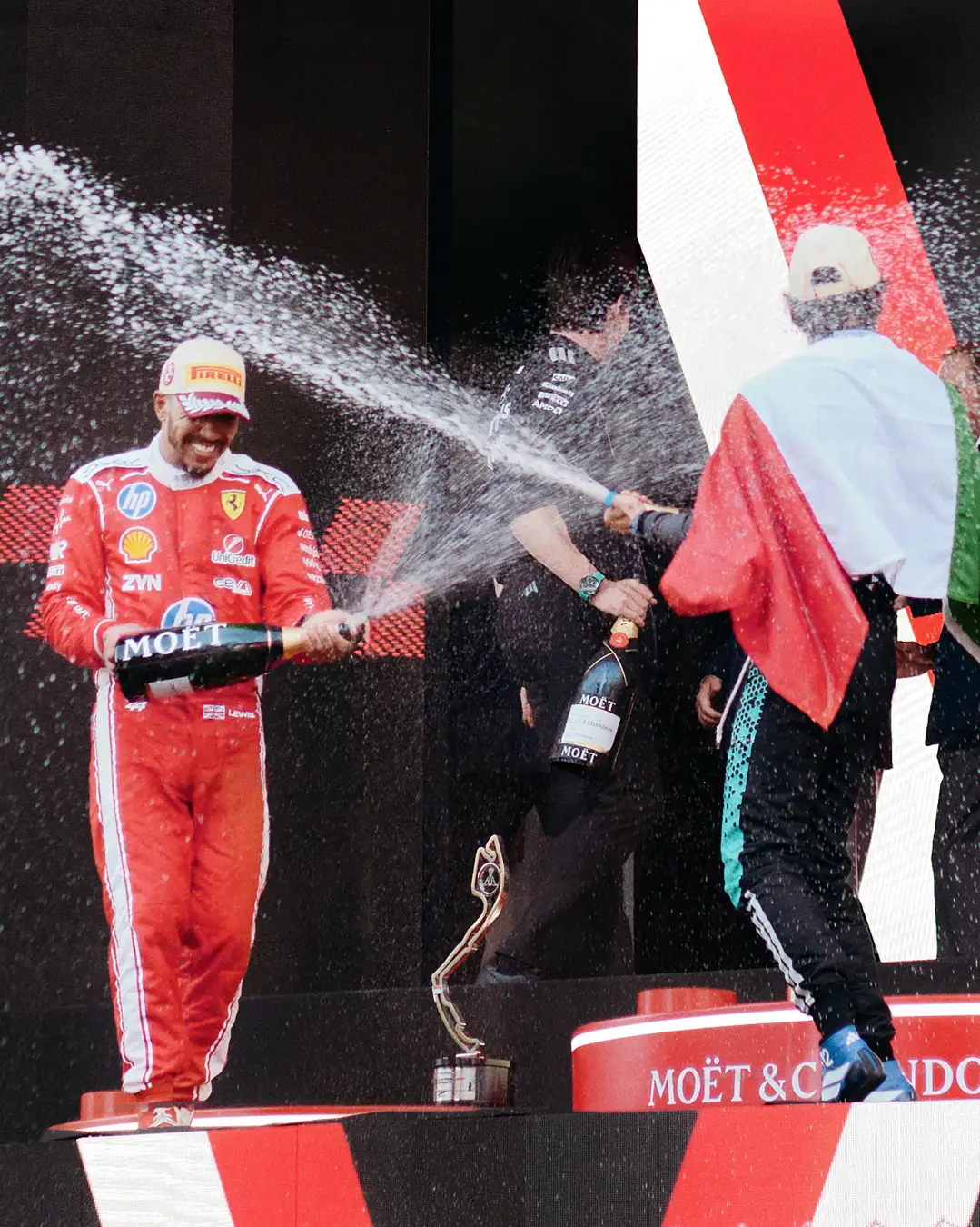 FORMULA 1(R) LOUIS VUITTON モナコグランプリ 2026の表彰台 モエ・エ